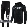 22Fuball: Air Jordan Paris Saint Germain PSG Sweatjacke Kapuzen Reißverschluss Schwarz 2020 2021 J157